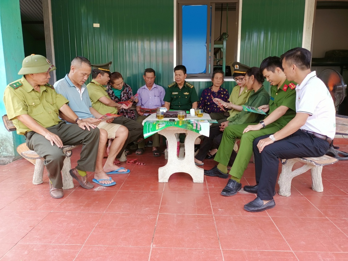 Phối hợp tuyên truyền công tác quản lý bảo vệ rừng, phòng cháy, chữa cháy rừng tại Vườn quốc gia Vũ Quang